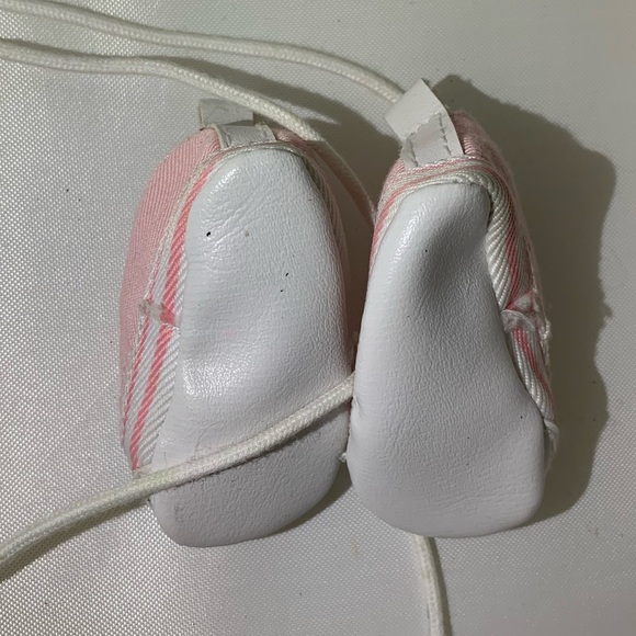 GUC / EUC Vintage retired Pink Sneakers fit American Girl Doll - Picture 3 of 9